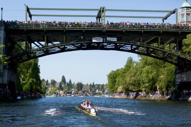 Montlake Cut - Washington Rowing