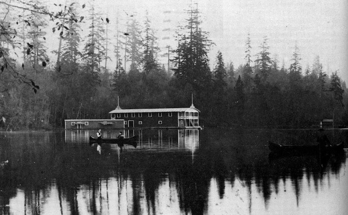 Original Boathouse 1906